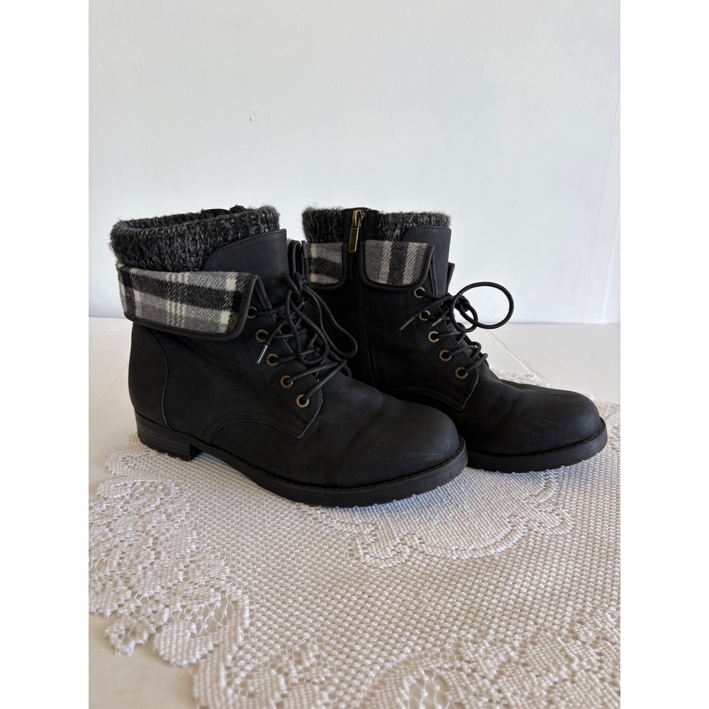 Torrid Black Plaid Fold Over Combat Boots Knit Collar Lace Up Side Zip Size 10